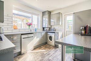 Photo 19- click for photo gallery